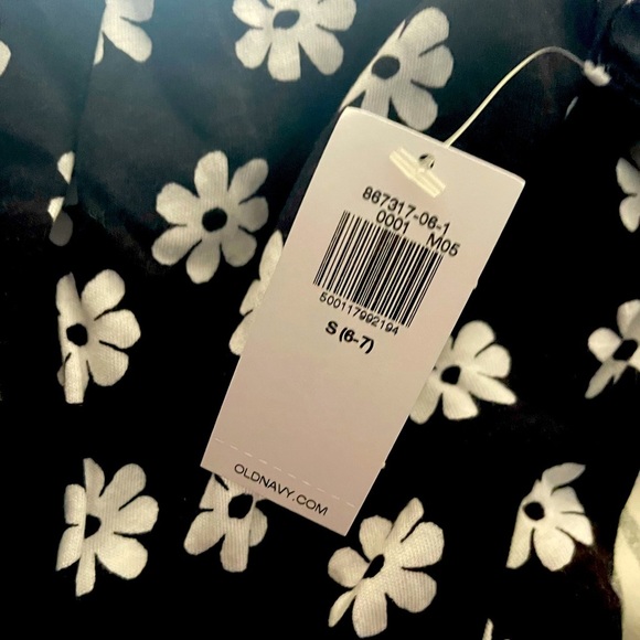 One Piece Cinched Waist Romper - Picture 6 of 10